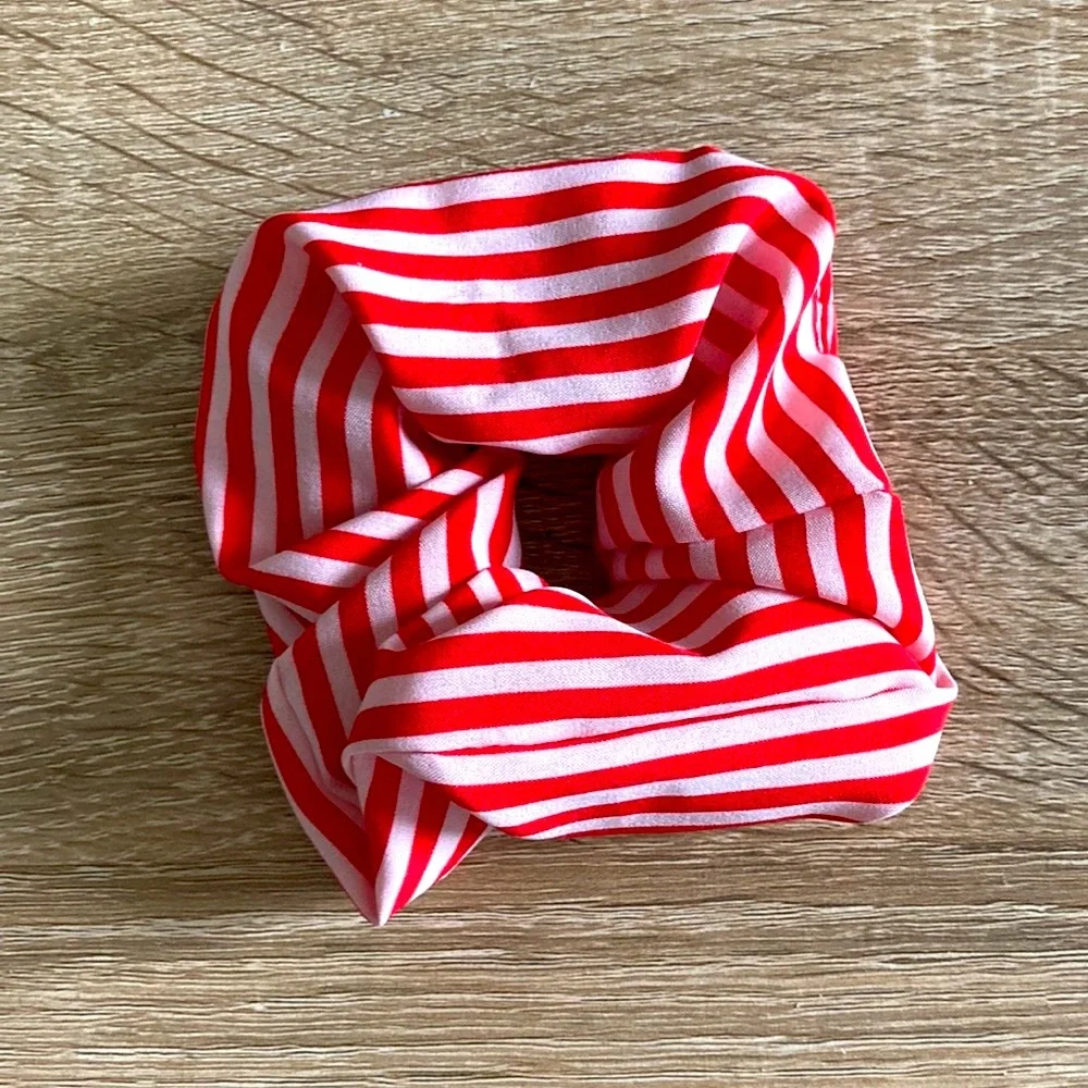 NWOT Set of 2 Aerie Striped Scrunchies